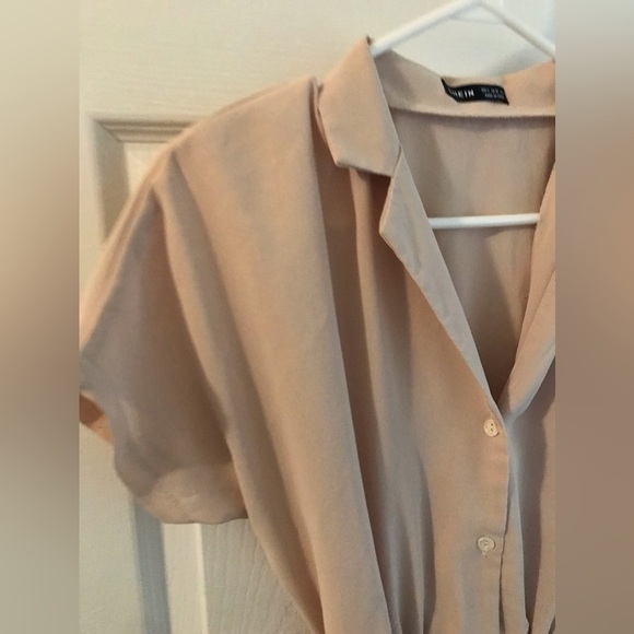 SHEIN Lapel Collar, Batwing Sleeve Summer Shorts Romper, Women’s Size Small - Picture 7 of 9